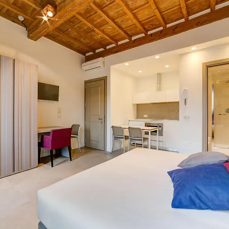 Palazzo Mannaioni Apartahotel 4*