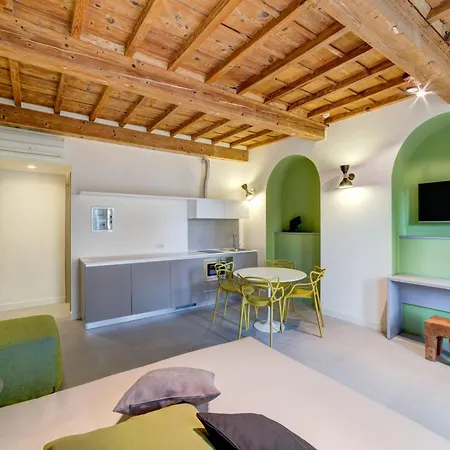 Palazzo Mannaioni 4*
